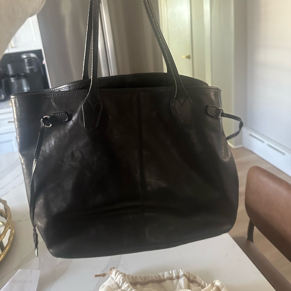 Beautiful Tuscan leather tote, brand is The Bridge